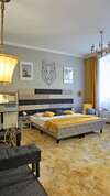 hotel_img